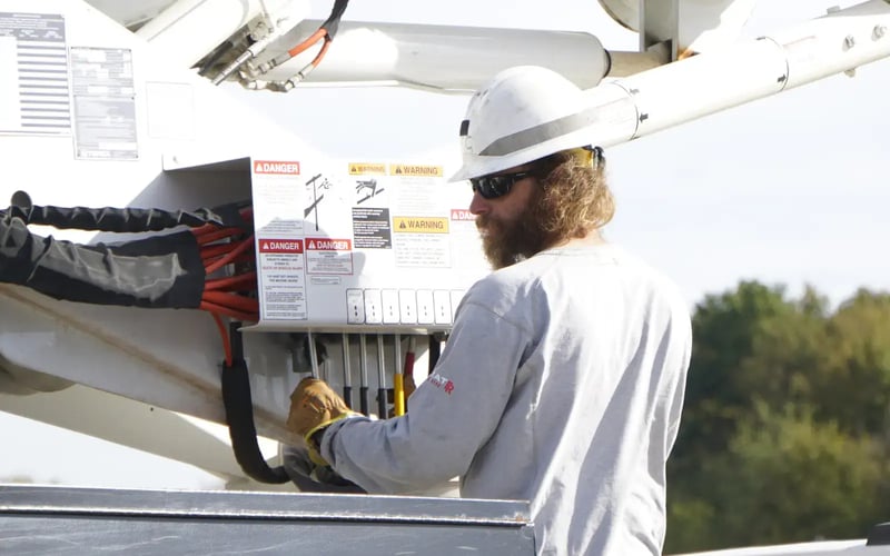 Lineman Matt Completes Apprenticeship