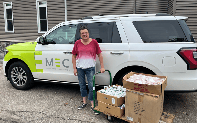 MEC Purchases 4-H Animals