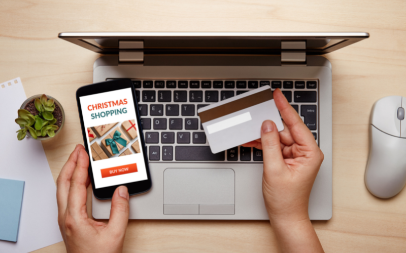 Top 7 Online Shopping Tips: A PSA from Santa thumbnail