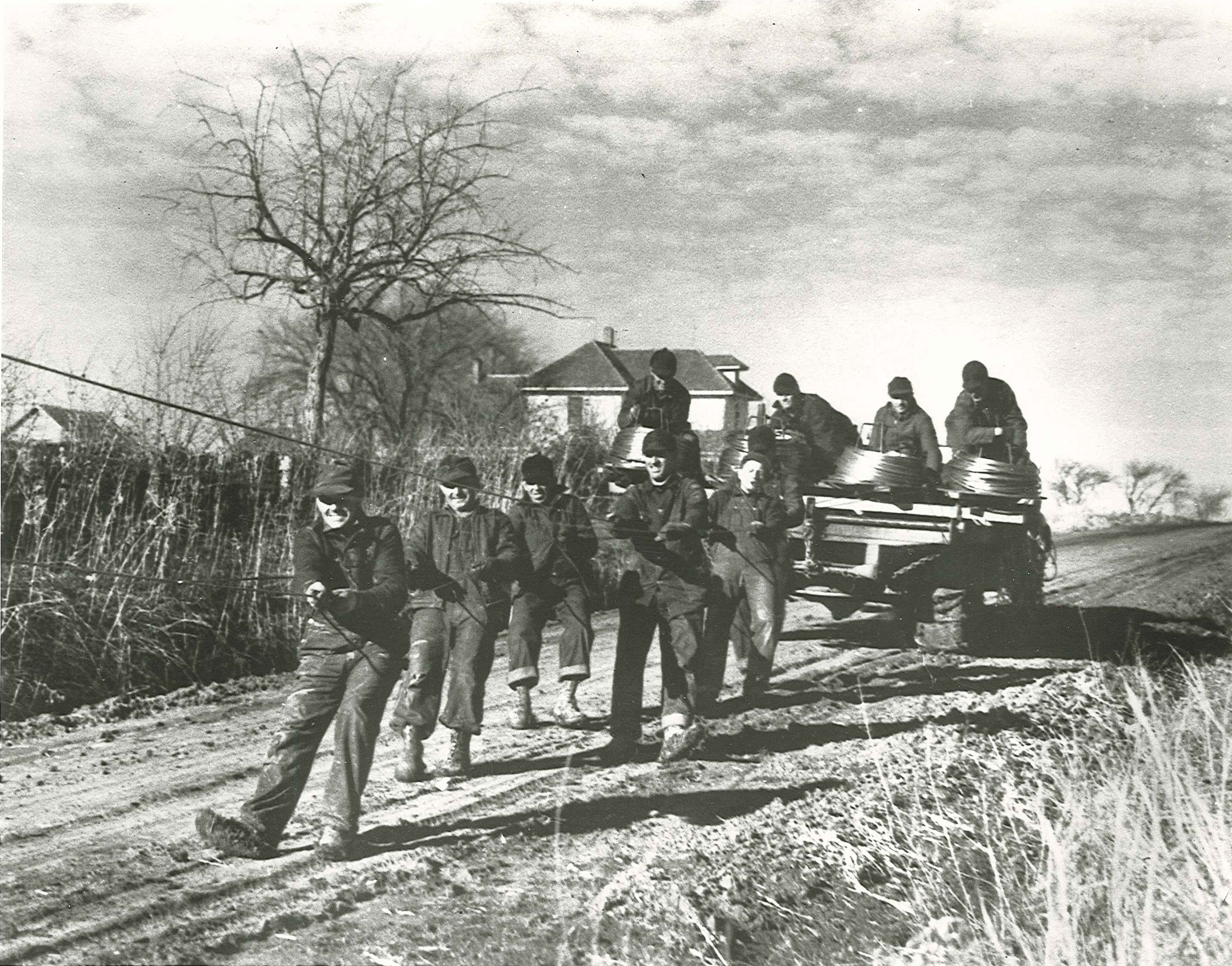 1930s electrification stringing line